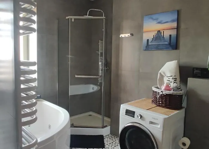 Z Jacuzzi Διαμέρισμα *